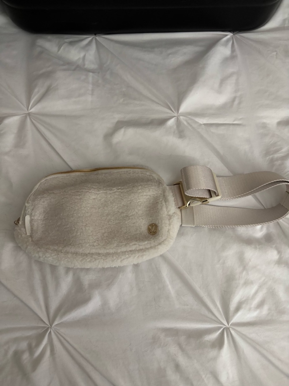 Lululemon Cream Sherpa Crossbody Belt Bag